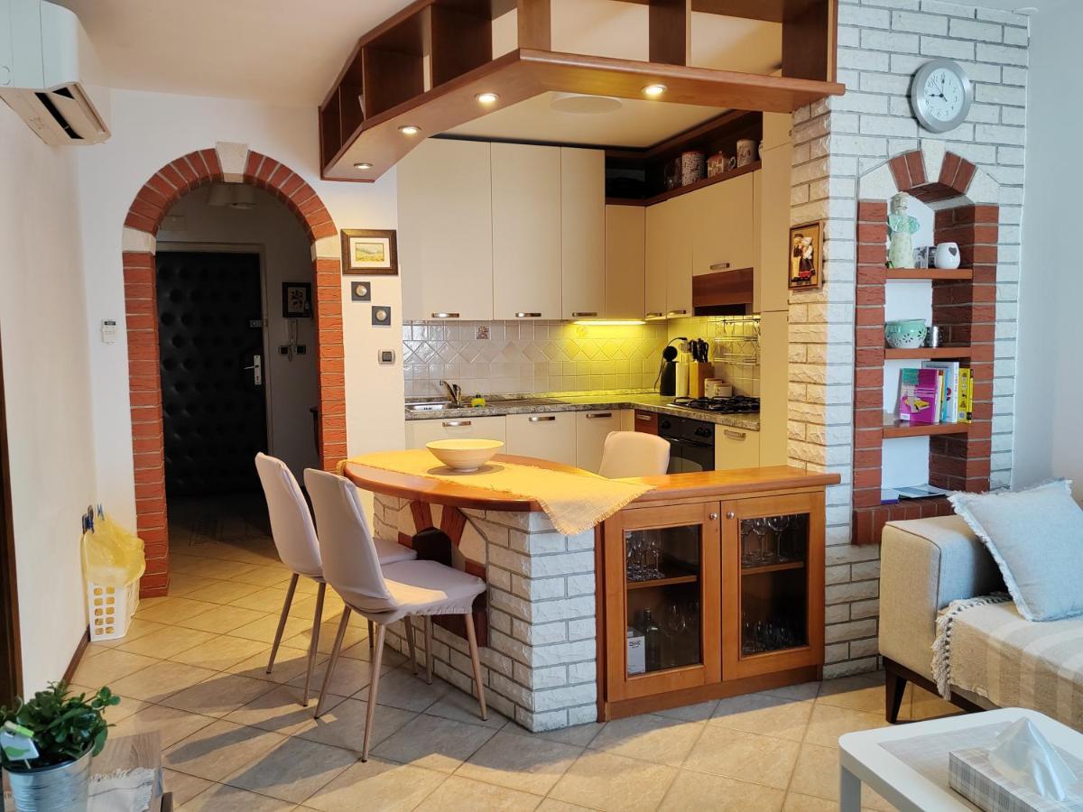 App Mirjana Apartment Novigrad  Ngoại thất bức ảnh